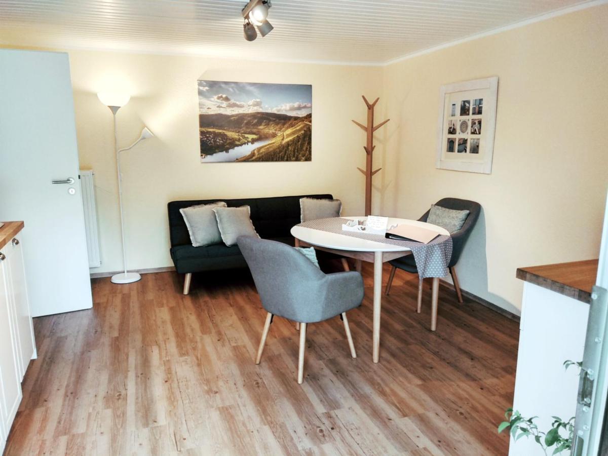 Appartamento Casa Schneider - Urlaub An Der Mittelmosel Enkirch Esterno foto